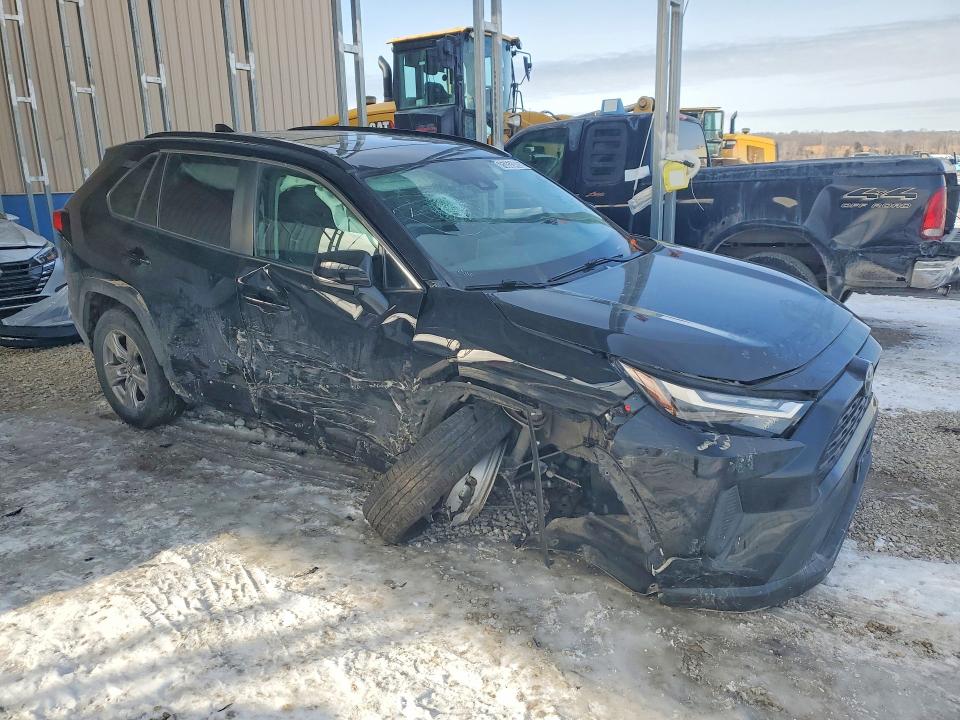 Photo 4 from auction – 2023 TOYOTA RAV4 with VIN 2T3W1RFV5PW285590