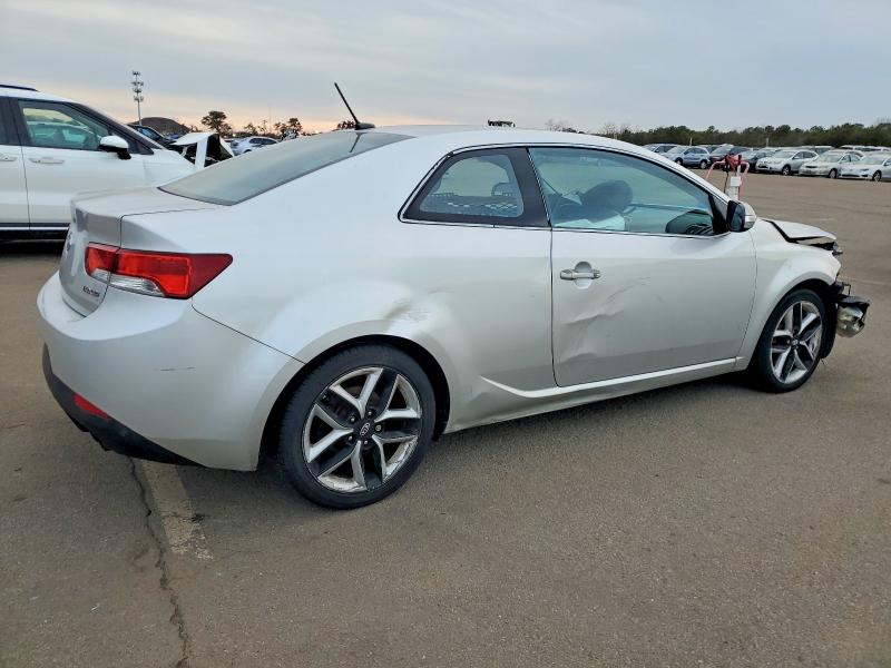 Photo 3 from auction – 2010 KIA FORTE SX with VIN KNAFW6A39A5179158