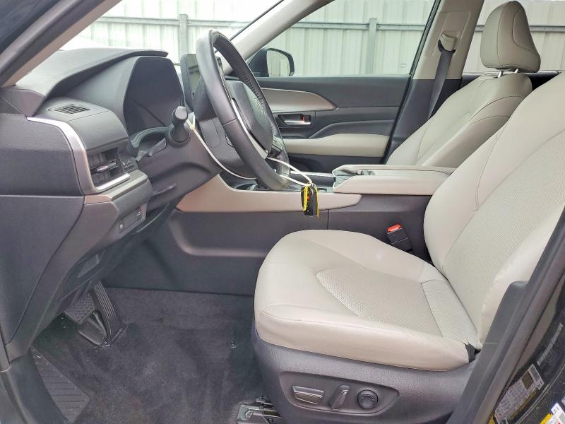 Photo 7 from auction – 2024 TOYOTA GRAND HIGH with VIN 5TDAAAA5XRS006139