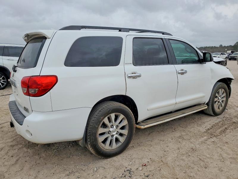 Photo 3 from auction – 2013 TOYOTA SEQUOIA with VIN 5TDKY5G14DS044230