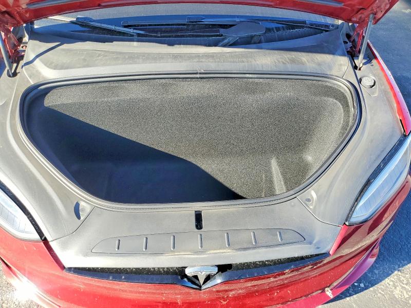 Photo 12 from auction – 2023 TESLA MODEL X with VIN 7SAXCBE6XPF409328