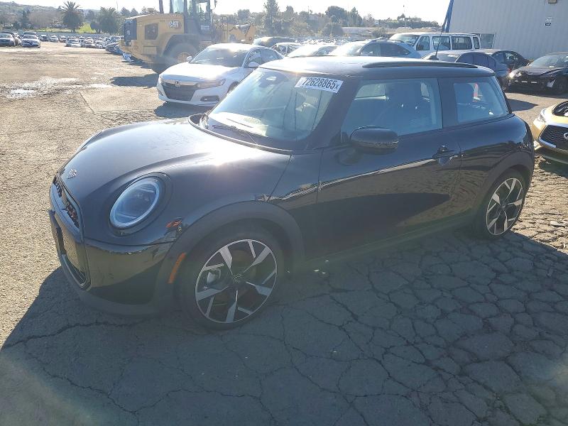 MINI COOPER 2025 with VIN WMW23GD07S2W32291 - Photo from auction
