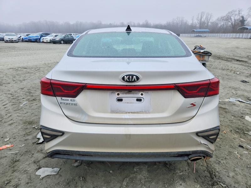Photo 6 from auction – 2019 KIA FORTE GT L with VIN 3KPF34AD8KE027371