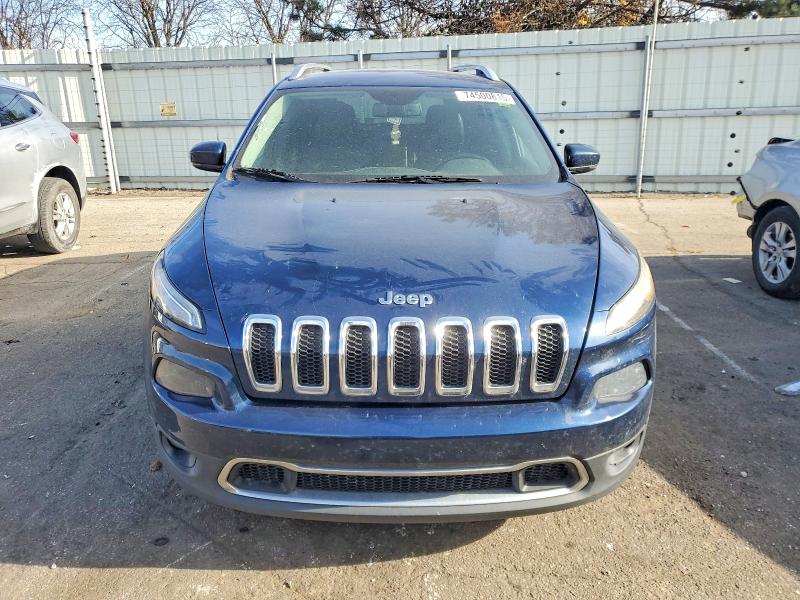 Photo 5 from auction – 2018 JEEP CHEROKEE L with VIN 1C4PJLDB1JD561682