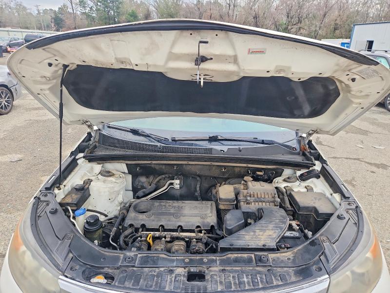 Photo 12 from auction – 2011 KIA SORENTO EX with VIN 5XYKU3A18BG088203