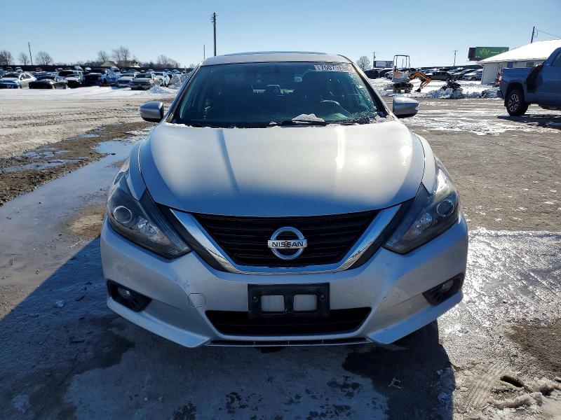 Photo 5 from auction – 2017 NISSAN ALTIMA with VIN 1N4AL3APXHC272063