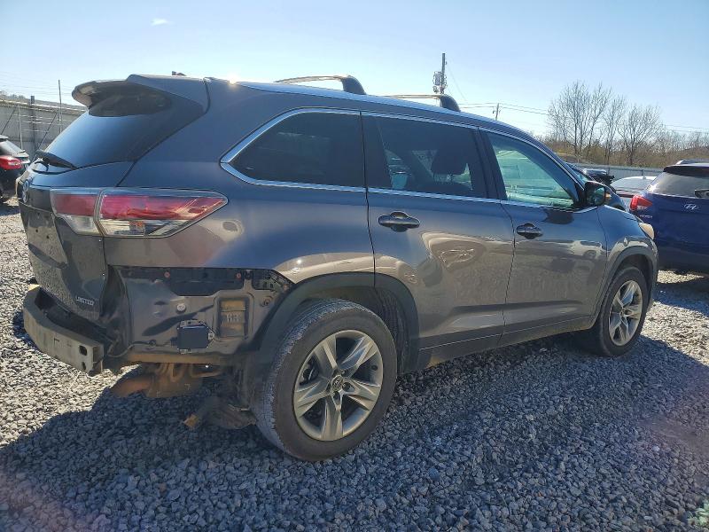 Photo 3 from auction – 2016 TOYOTA HIGHLANDER with VIN 5TDYKRFHXGS148064
