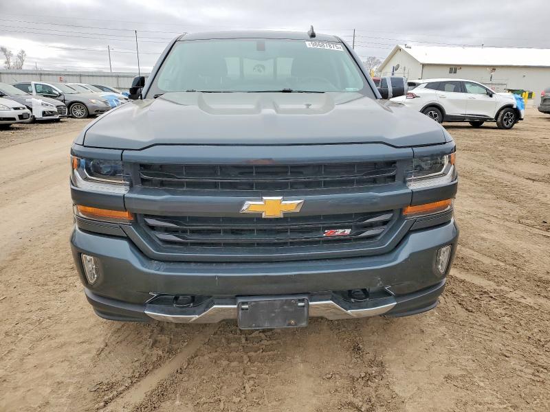 Photo 5 from auction – 2017 CHEVROLET SILVERADO with VIN 3GCUKREC0HG355969