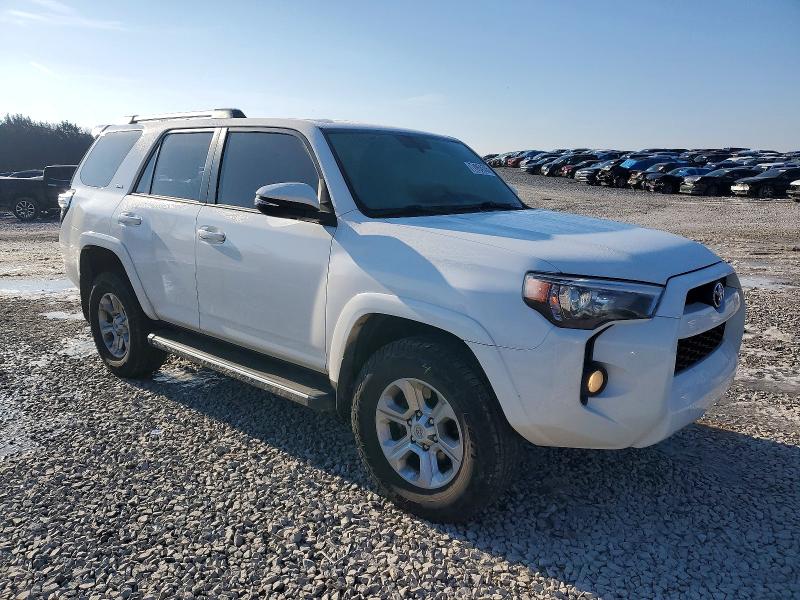 Photo 4 from auction – 2019 TOYOTA 4RUNNER with VIN JTEBU5JRXK5719989