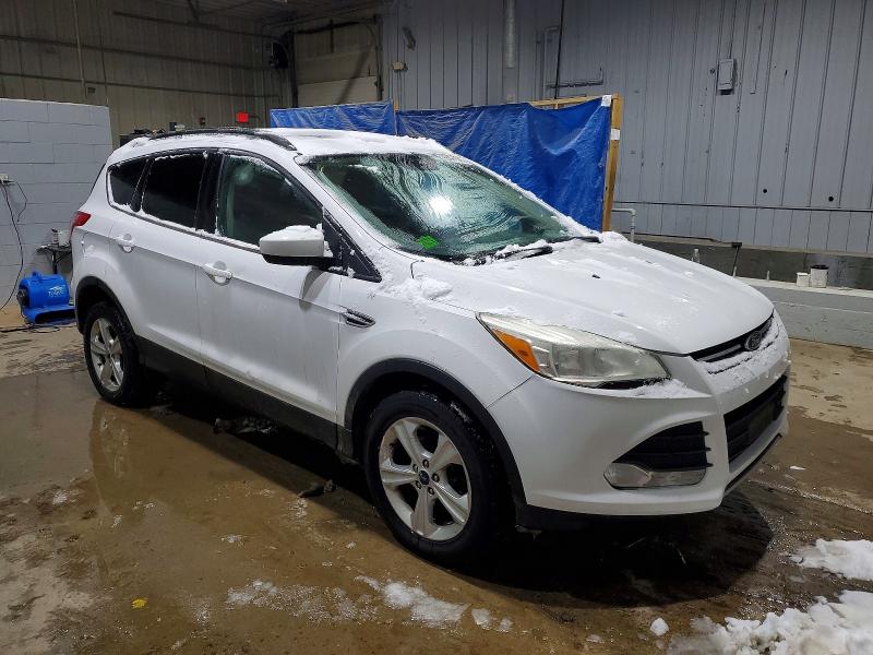 Photo 4 from auction – 2016 FORD ESCAPE SE with VIN 1FMCU9G90GUC48094