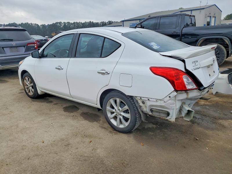 Photo 2 from auction – 2015 NISSAN VERSA with VIN 3N1CN7APXFL832897