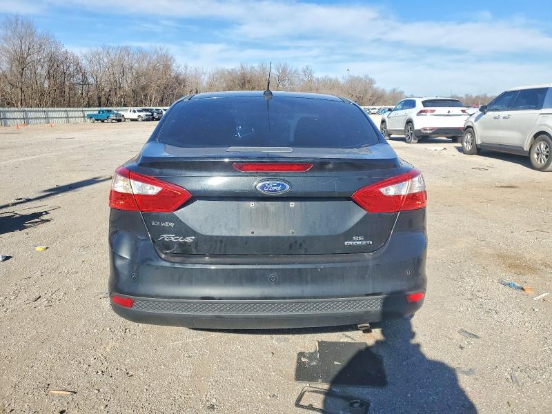 Photo 6 from auction – 2014 FORD FOCUS SE with VIN 1FADP3F2XEL183989