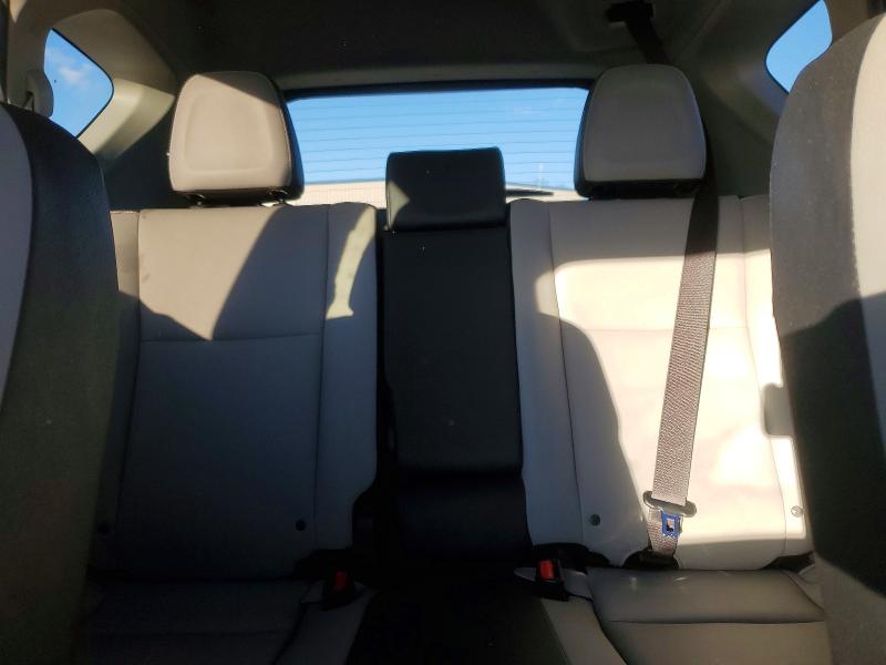 Photo 10 from auction – 2016 TOYOTA RAV4 LIMIT with VIN JTMYFREV6GJ087627