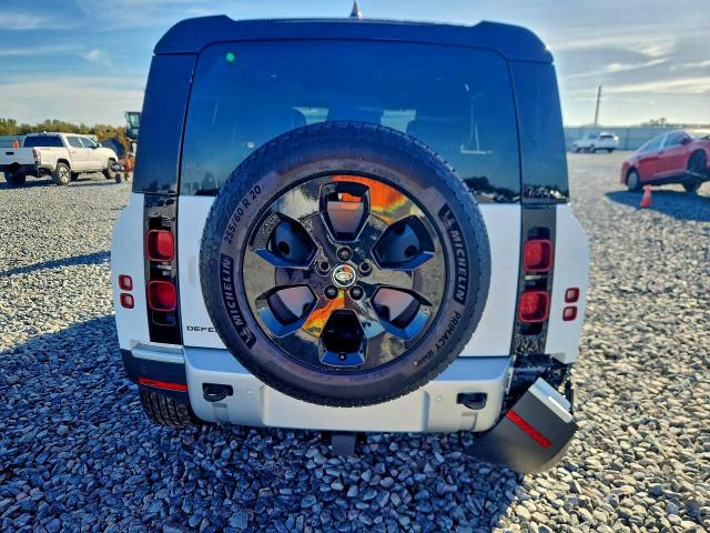 Photo 6 from auction – 2025 LAND ROVER DEFENDER 9 with VIN SALEJ6EX8S2406586