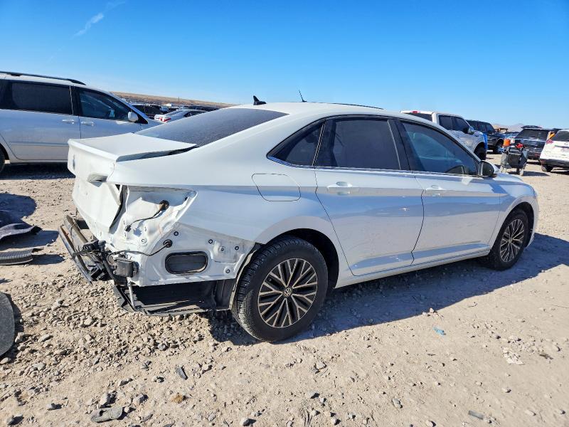 Photo 3 from auction – 2021 VOLKSWAGEN JETTA with VIN 3VWC57BU5MM021305