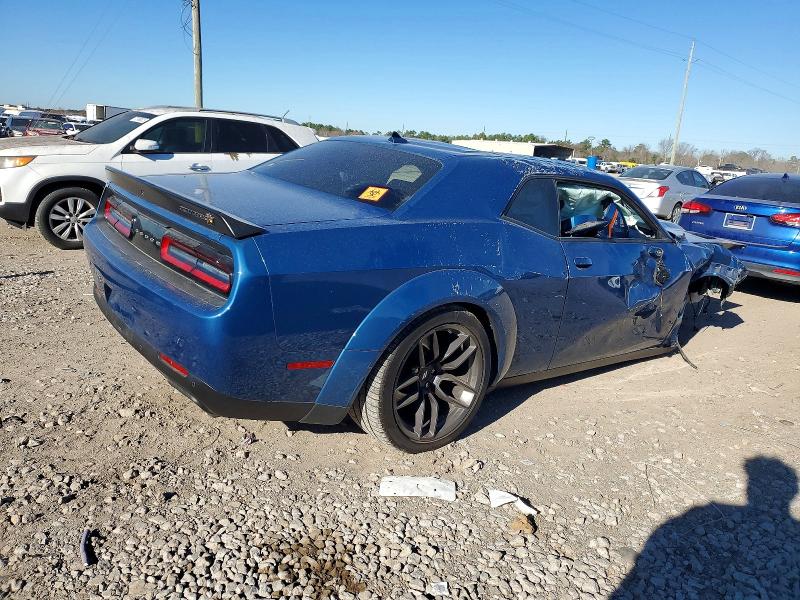 Photo 3 from auction – 2021 DODGE CHALLENGER with VIN 2C3CDZFJ9MH577735