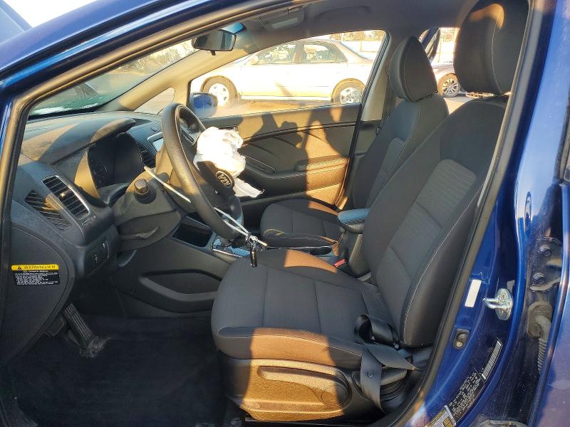 Photo 7 from auction – 2018 KIA FORTE LX with VIN 3KPFL4A77JE233581
