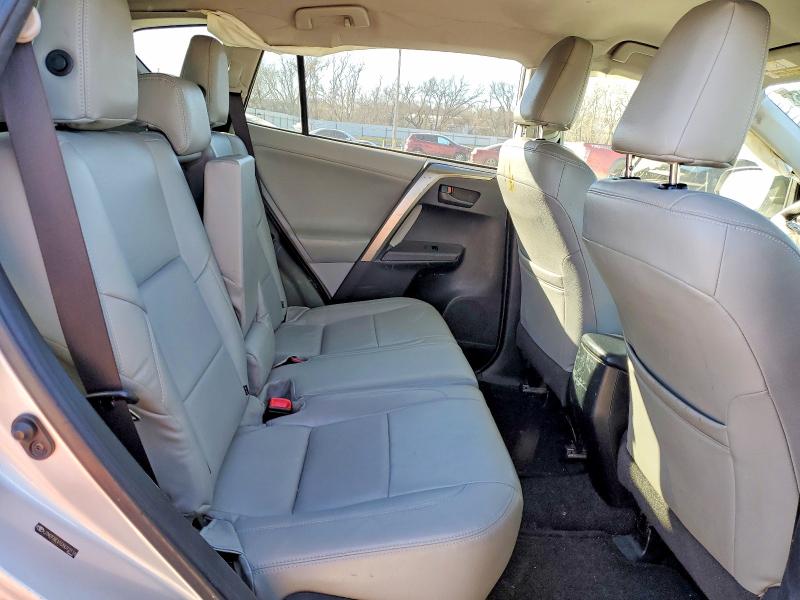 Photo 11 from auction – 2013 TOYOTA RAV4 with VIN JTMZFREV1D5012116