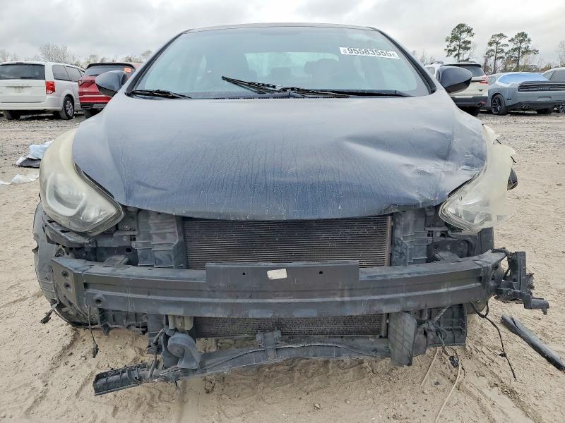 Photo 5 from auction – 2016 HYUNDAI ELANTRA with VIN KMHDH4AE4GU583828