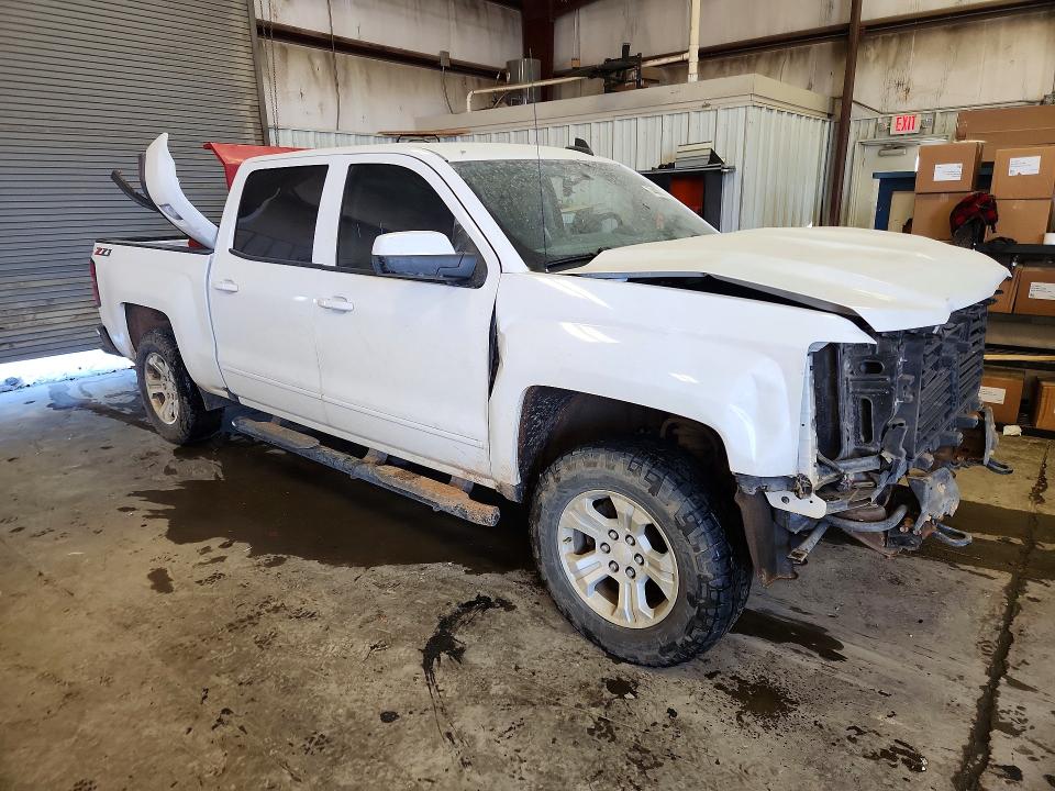 Photo 4 from auction – 2018 CHEVROLET SILVERADO with VIN 3GCUKREC2JG433027