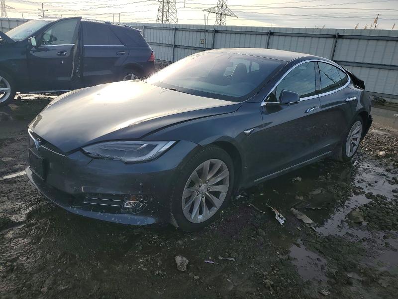 TESLA MODEL S 2018 with VIN 5YJSA1E22JF286202 - Photo from auction
