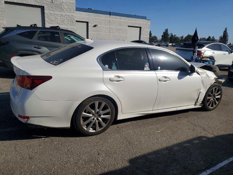 Photo 3 from auction – 2015 LEXUS GS 350 with VIN JTHBE1BL5FA001685