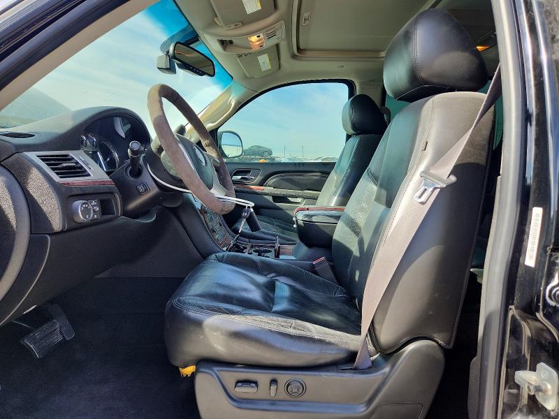 Photo 7 from auction – 2010 CADILLAC ESCALADE E with VIN 1GYUKJEF3AR279692