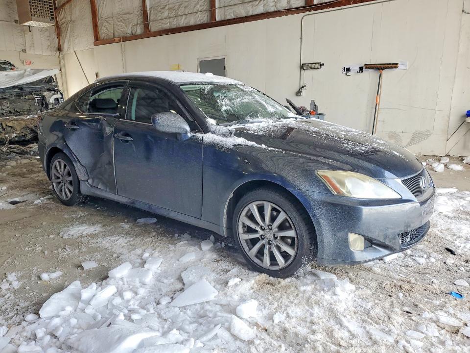 Photo 4 from auction – 2006 LEXUS IS 250 with VIN JTHCK262965003615