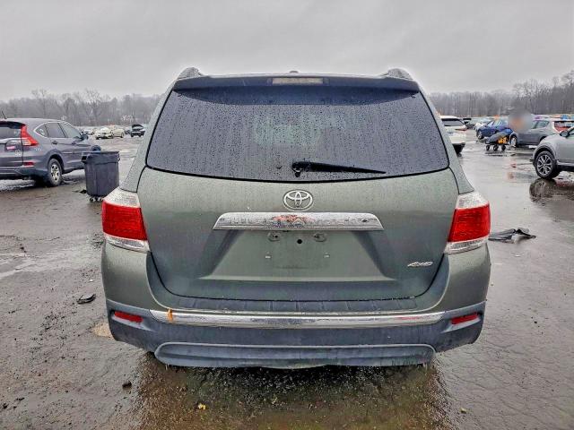 Photo 6 from auction – 2013 TOYOTA HIGHLANDER with VIN 5TDDK3EH1DS193581