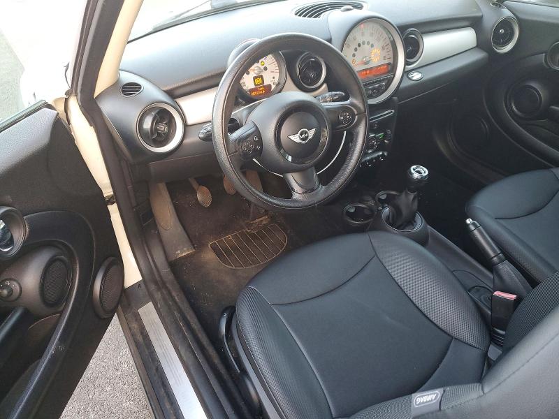 Photo 8 from auction – 2012 MINI COOPER CLU with VIN WMWZF3C51CT268084
