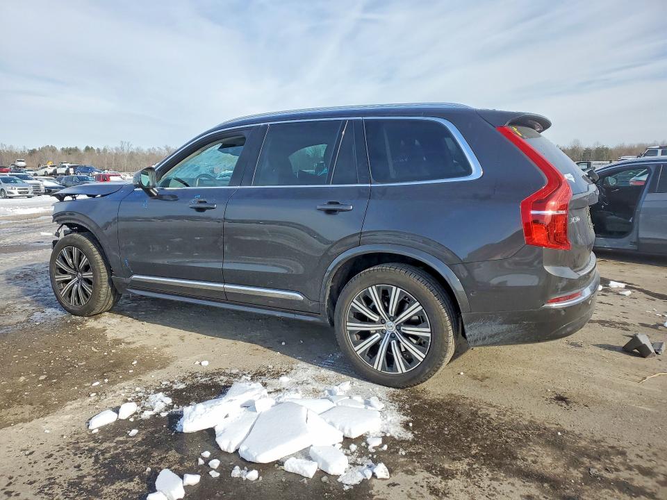 Photo 2 from auction – 2023 VOLVO XC90 PLUS with VIN YV4062PN5P1953137