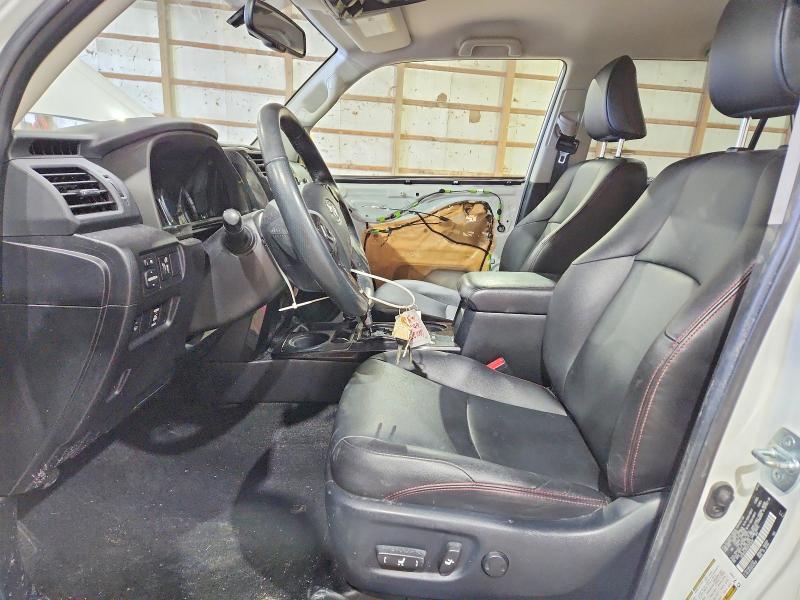 Photo 7 from auction – 2016 TOYOTA 4RUNNER SR with VIN JTEBU5JR0G5333640