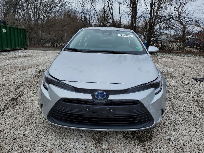 Photo 5 from auction – 2025 TOYOTA COROLLA LE with VIN JTDBCMFE4S3103160