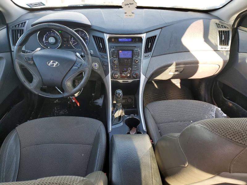Photo 8 from auction – 2011 HYUNDAI SONATA SE with VIN 5NPEC4AC7BH269616