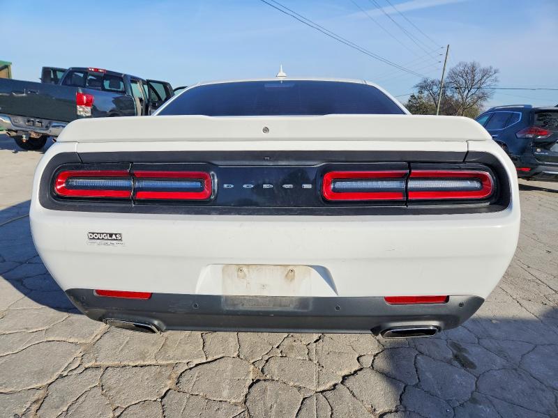 Photo 6 from auction – 2018 DODGE CHALLENGER with VIN 2C3CDZAG1JH259017