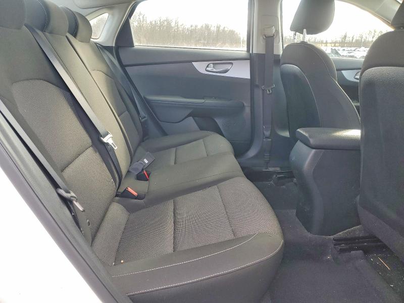Photo 10 from auction – 2022 KIA FORTE with VIN 3KPF24AD3NE483849