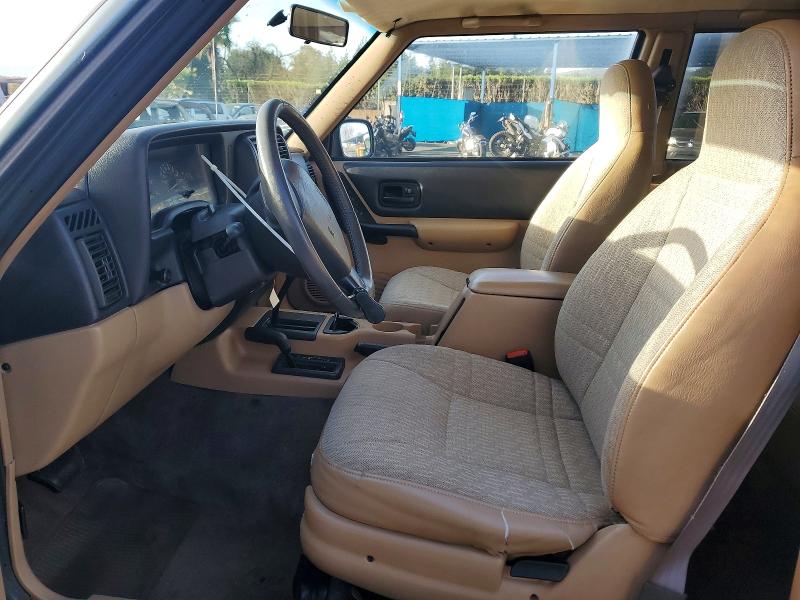 Photo 7 from auction – 2000 JEEP CHEROKEE S with VIN 1J4FF47S1YL157399