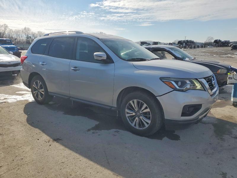 Photo 4 from auction – 2017 NISSAN PATHFINDER with VIN 5N1DR2MM7HC616591