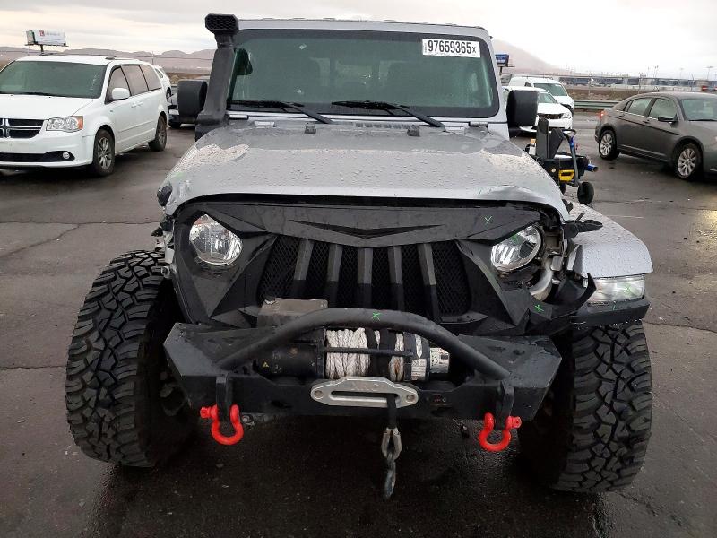 Photo 5 from auction – 2021 JEEP GLADIATOR with VIN 1C6HJTAG8ML521895