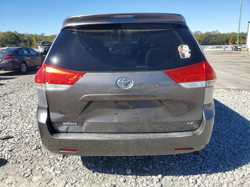 Photo 6 from auction – 2011 TOYOTA SIENNA with VIN 5TDZK3DC4BS019352