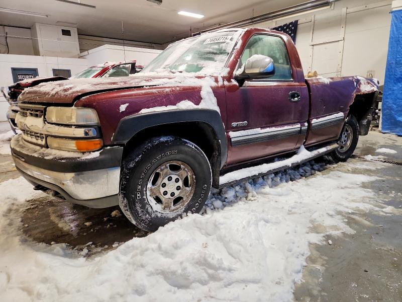 CHEVROLET SILVERADO 2002 with VIN 1GCEK14VX2E151607 - Photo from auction