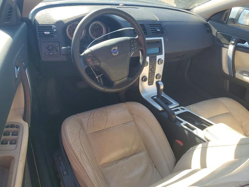 Photo 8 from auction – 2011 VOLVO C70 T5 with VIN YV1672MC3BJ117486