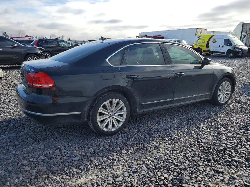 Photo 3 from auction – 2013 VOLKSWAGEN PASSAT SEL with VIN 1VWCN7A38DC008879