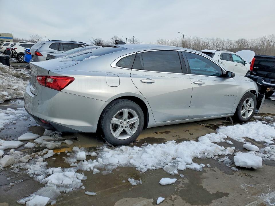 Photo 3 from auction – 2020 CHEVROLET MALIBU with VIN 1G1ZC5ST2LF109301