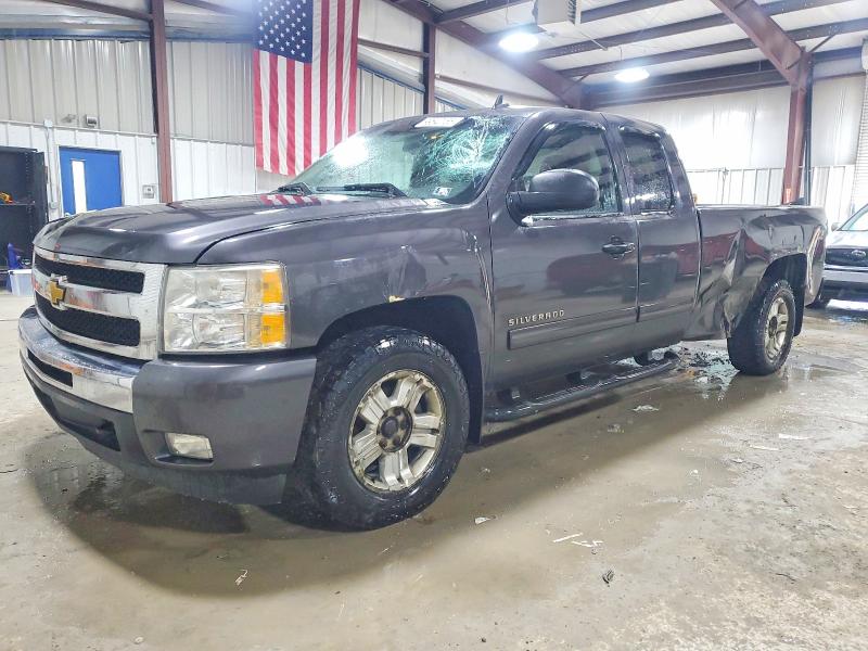 CHEVROLET SILVERADO 2011 z numerem VIN 1GCRKSE09BZ239910 - Zdjęcie z aukcji