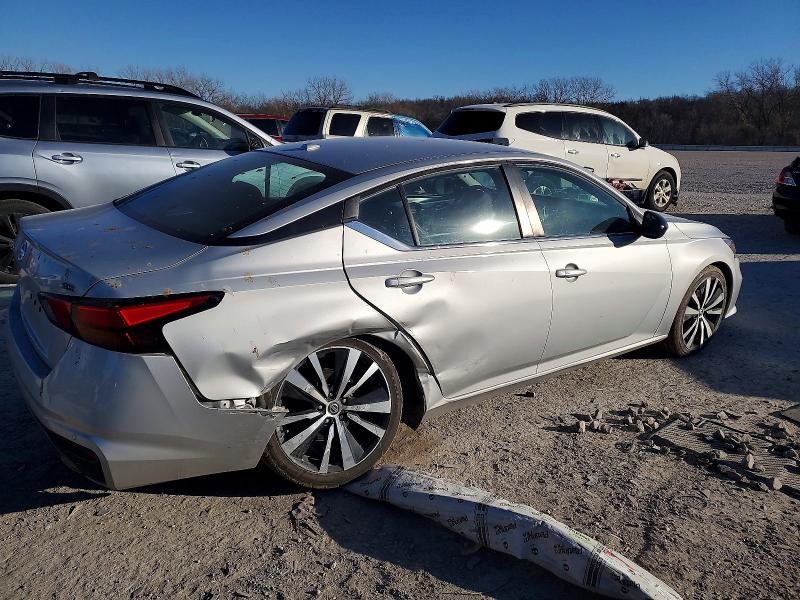 Photo 3 from auction – 2021 NISSAN ALTIMA SR with VIN 1N4BL4CV4MN311685
