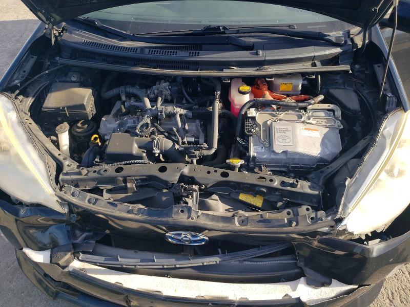 Photo 12 from auction – 2013 TOYOTA PRIUS C with VIN JTDKDTB34D1539095