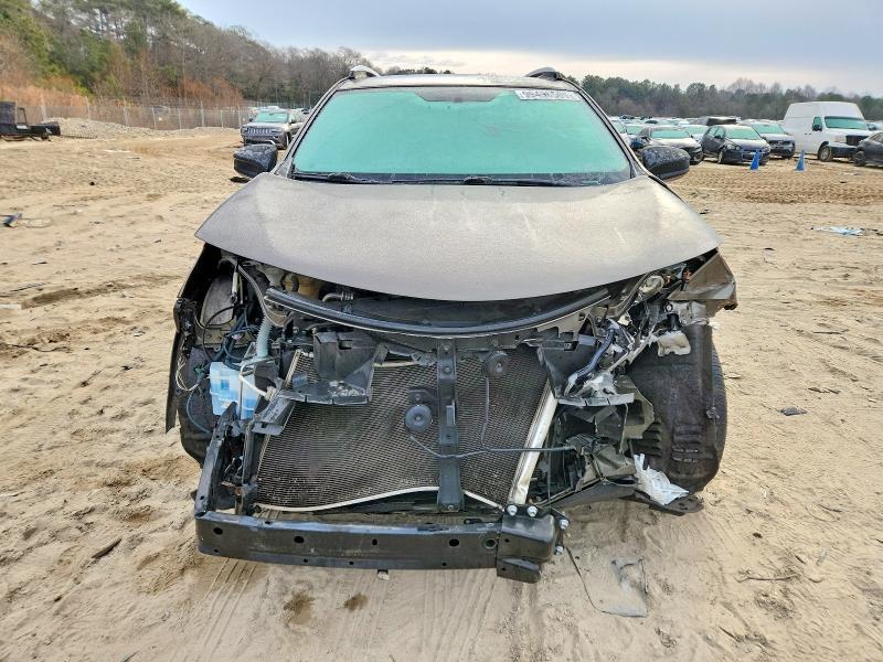 Photo 5 from auction – 2015 TOYOTA RAV4 LE with VIN JTMBFREV9FD167197