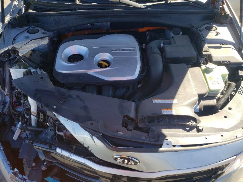 Photo 11 from auction – 2017 KIA OPTIMA with VIN KNAGV4LD2H5007632