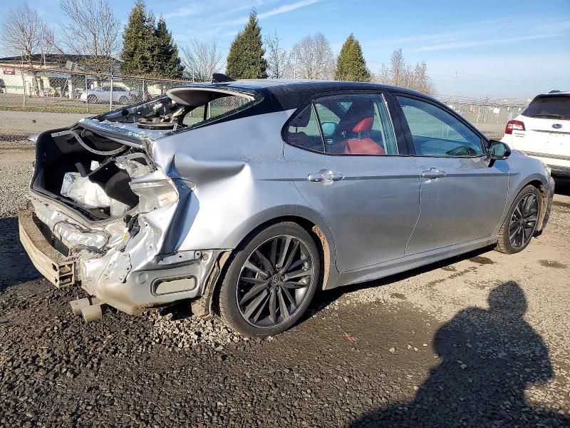 Photo 3 from auction – 2020 TOYOTA CAMRY XSE with VIN 4T1K61BK3LU008808